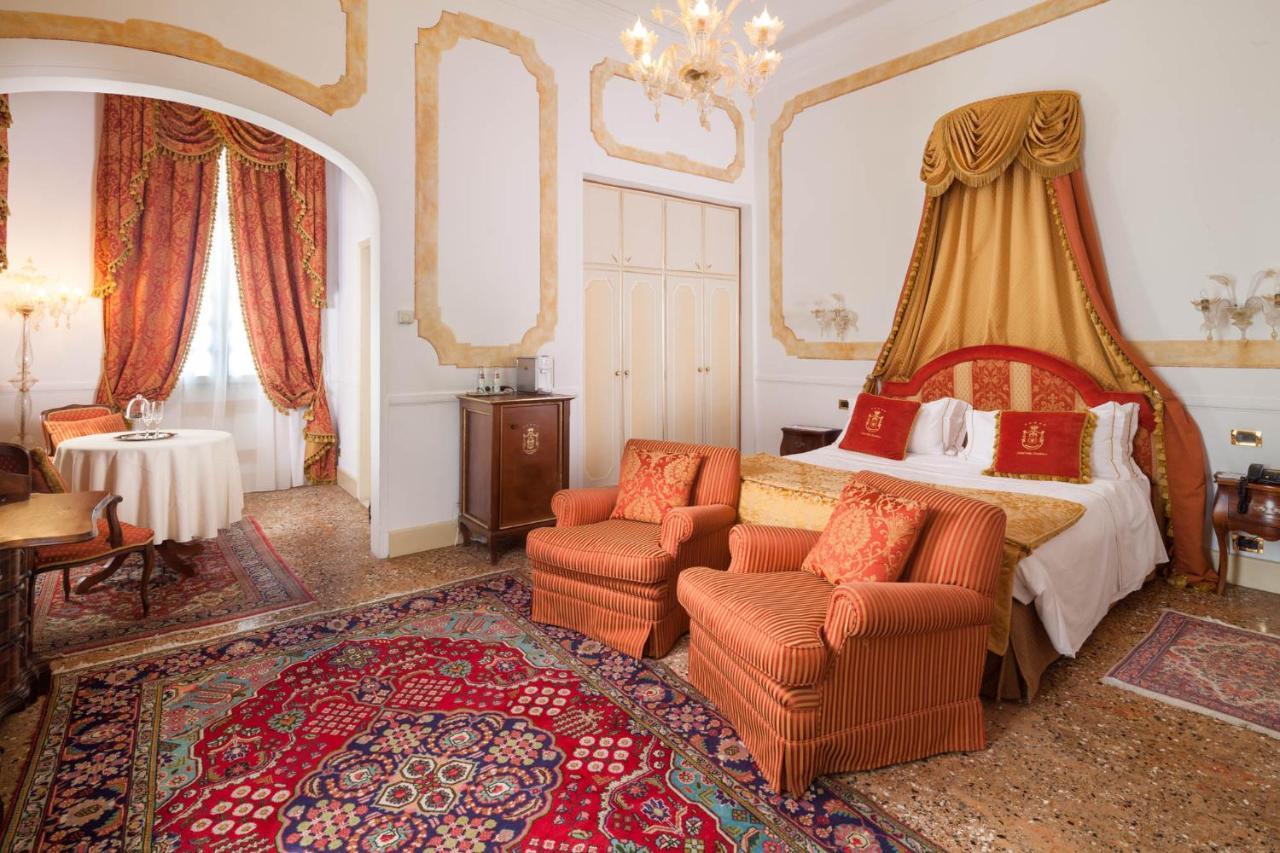 肯杜梅别墅酒店 莫利亚诺威尼托 外观 照片 A room at the hotel