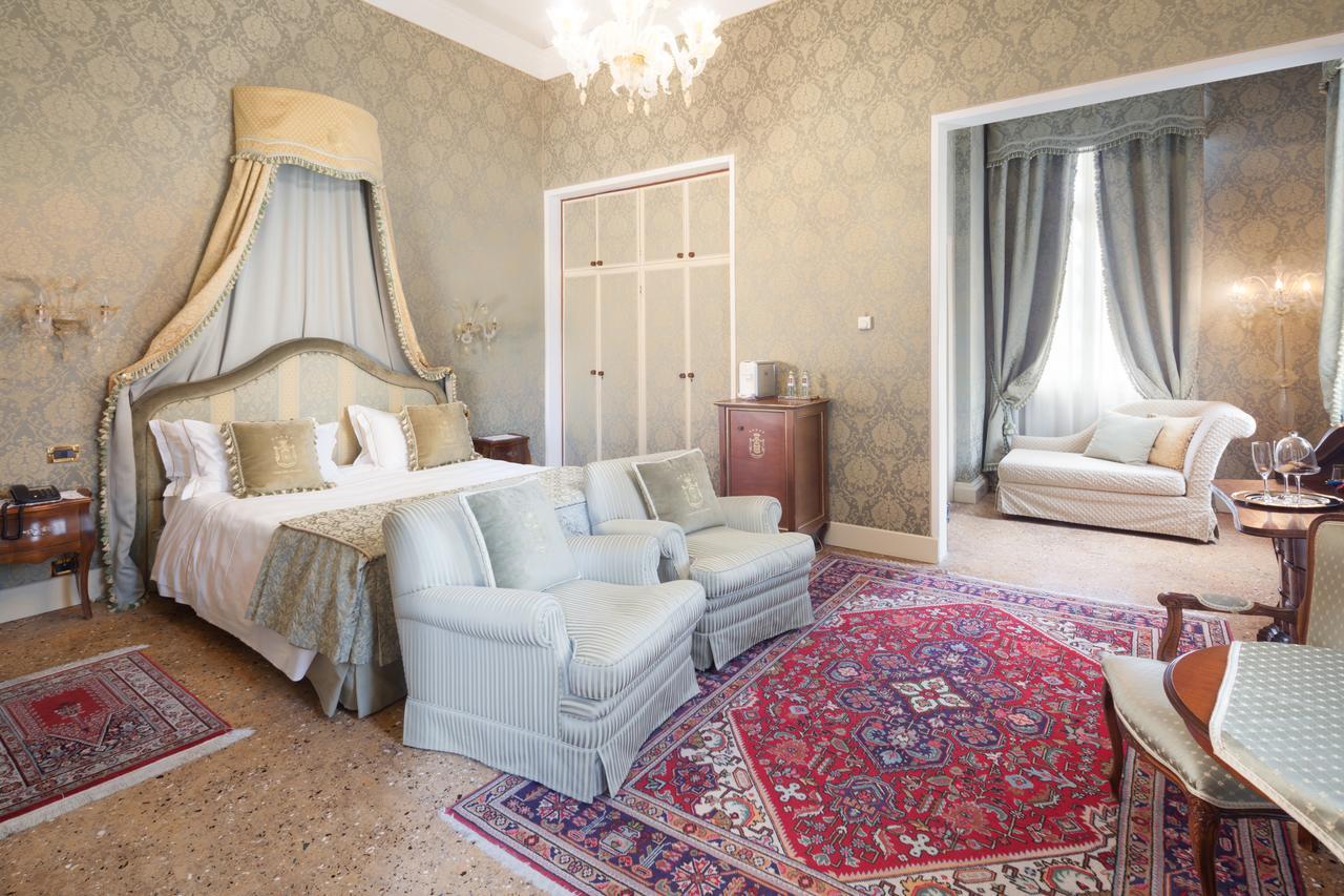 肯杜梅别墅酒店 莫利亚诺威尼托 外观 照片 A suite at the Hotel Excelsior